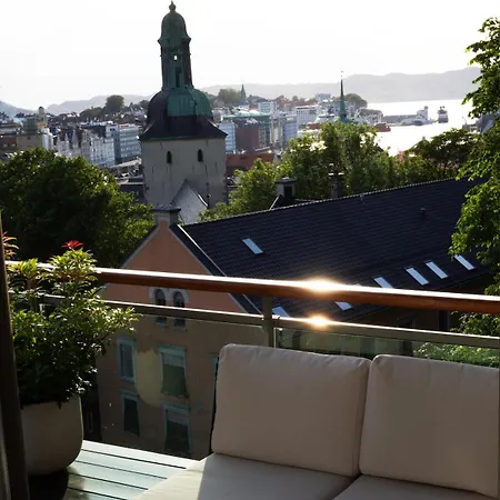Luxury Penthouse In The Heart Of The Bergen